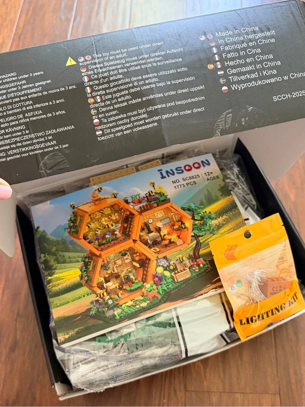 Honeycomb Garden Building Set - Orange Modular Kids Toy